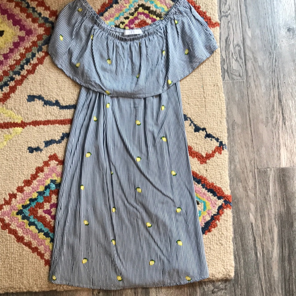 Lemon dress